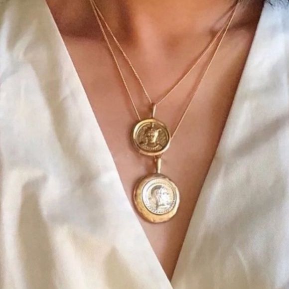 ¥ PENDANT VINTAGE DOUBLE CHAIN LAYERED NECKLACE - Picture 1 of 6